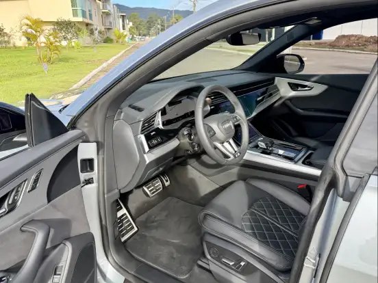AUDI-Q8-3.0 TFSI GASOLINA PERFORMANCE BLACK QUATTRO TIPTRONIC AUDI-Q8-2024