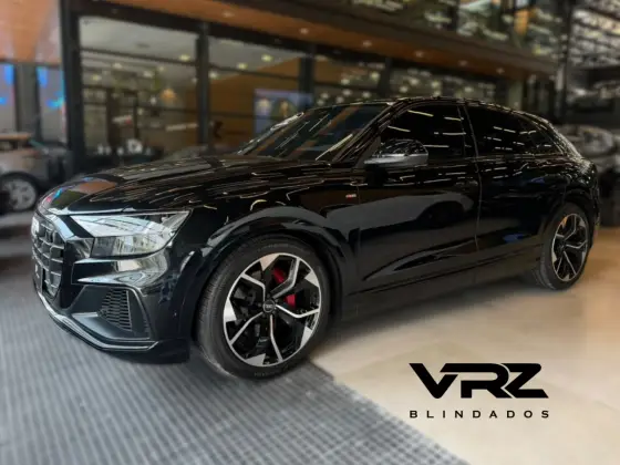 AUDI Q8 3.0 TFSI GASOLINA PERFORMANCE BLACK QUATTRO TIPTRONIC