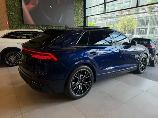 AUDI-Q8-3.0 TFSI GASOLINA PERFORMANCE QUATTRO TIPTRONIC AUDI-Q8-2021