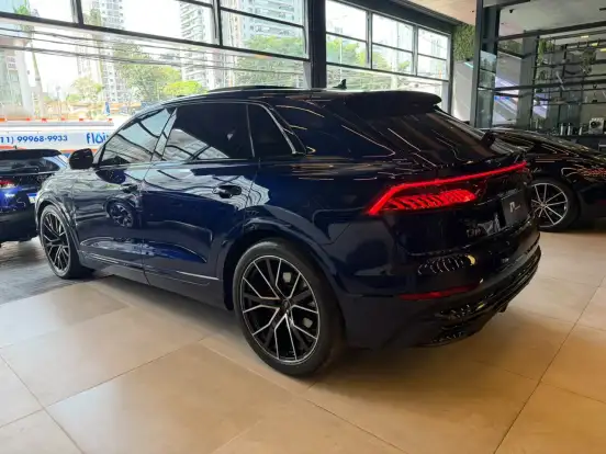AUDI-Q8-3.0 TFSI GASOLINA PERFORMANCE QUATTRO TIPTRONIC AUDI-Q8-2021