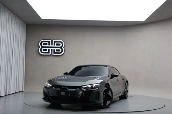 AUDI RS E-TRON GT ELÉTRICO QUATTRO