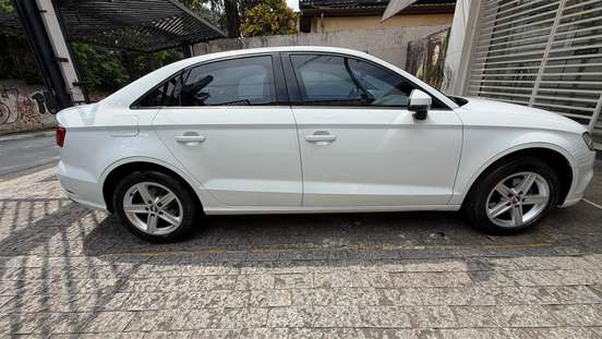 AUDI-A3-2018