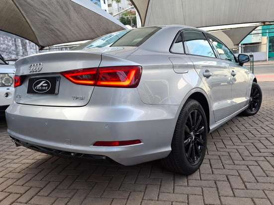AUDI-A3-1.4 TFSI SEDAN ATTRACTION 16V GASOLINA 4P S-TRONIC AUDI-A3-2015
