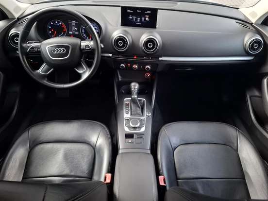 AUDI-A3-1.4 TFSI SEDAN ATTRACTION 16V GASOLINA 4P S-TRONIC AUDI-A3-2015