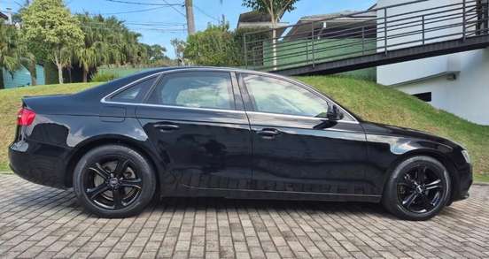 AUDI-A4-2015