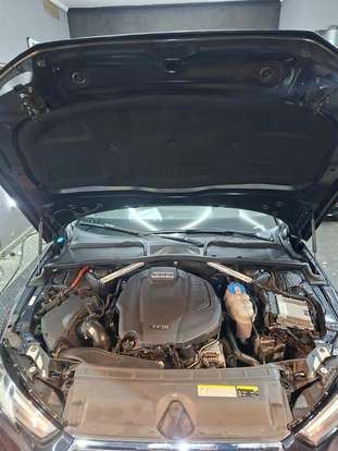 AUDI-A4-2017