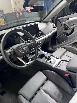 AUDI-Q5-2023