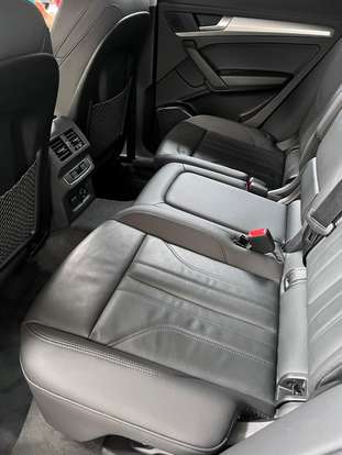 AUDI-Q5-2023