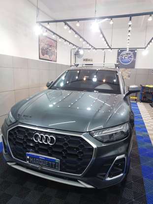 AUDI-Q5-2023