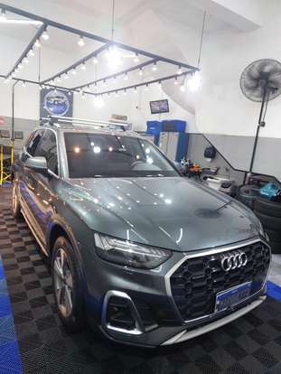AUDI-Q5-2023