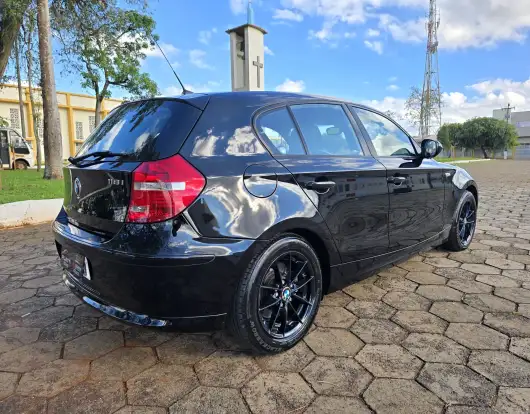 BMW-118i-2.0 TOP HATCH 16V GASOLINA 4P AUTOMÁTICO BMW-118i-2009