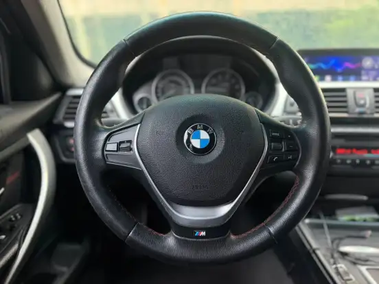 BMW-320i-2.0 16V TURBO ACTIVE FLEX 4P AUTOMÁTICO BMW-320i-2013