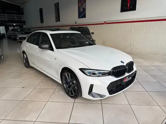 BMW-320i-2.0 16V TURBO FLEX M SPORT 10th ANNIVERSARY EDITION AUTOMÁTICO BMW-320i-2025