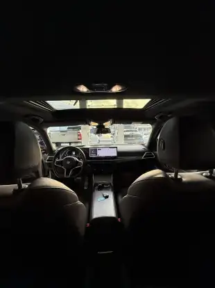 BMW-320i-2025
