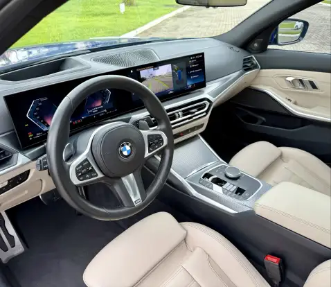 BMW-320i-2023
