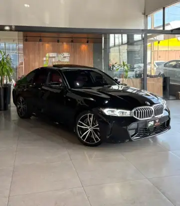 BMW-320i-2023