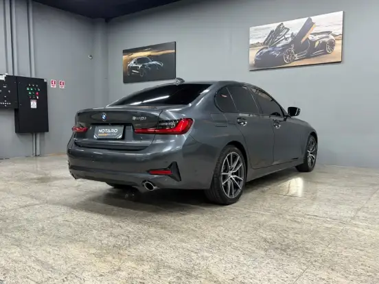 BMW-320i-2.0 16V TURBO GASOLINA SPORT AUTOMÁTICO BMW-320i-2019