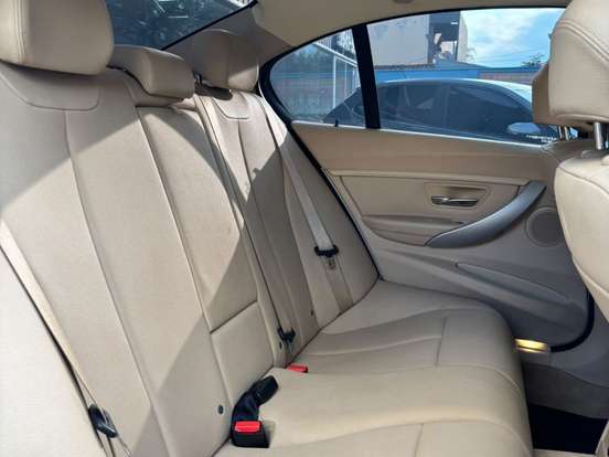 BMW-320i-2.0 16V TURBO ACTIVE FLEX 4P AUTOMÁTICO BMW-320i-2013