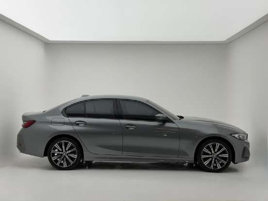 BMW-320i-2024