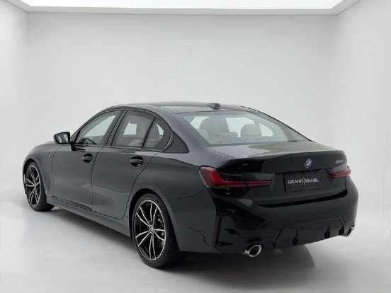 BMW-320i-2.0 16V TURBO FLEX M SPORT AUTOMÁTICO BMW-320i-2024