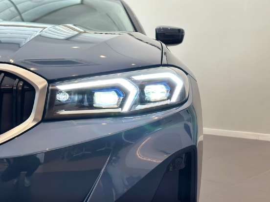 BMW-320i-2025