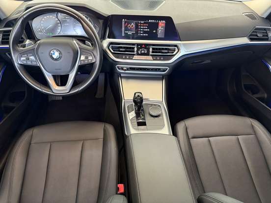 BMW-320i-2.0 16V TURBO GASOLINA GP AUTOMÁTICO BMW-320i-2020