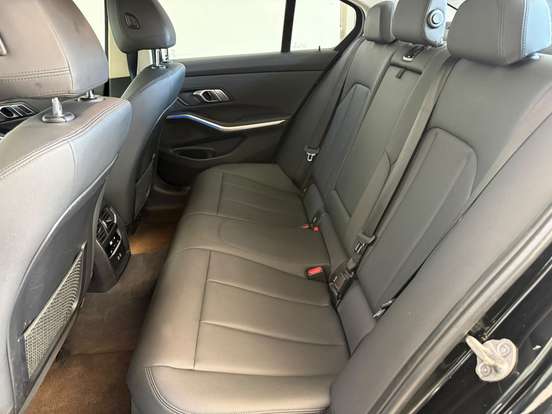BMW-320i-2.0 16V TURBO GASOLINA GP AUTOMÁTICO BMW-320i-2020