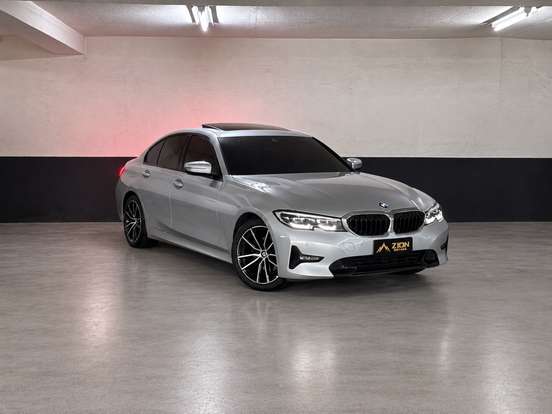 BMW-320i-2020