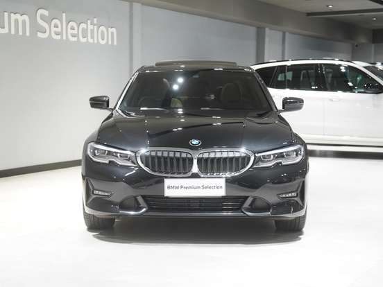 BMW-320i-2.0 16V TURBO GASOLINA SPORT GP AUTOMÁTICO BMW-320i-2019