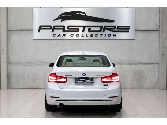 BMW-320i-2017