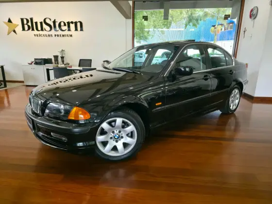 BMW 323i 2.5 COMFORT SEDAN 24V GASOLINA 4P AUTOMÁTICO