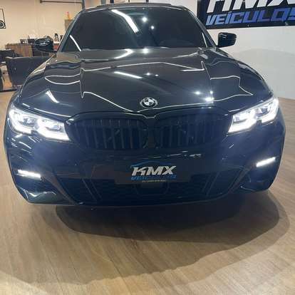 BMW-330e-2021