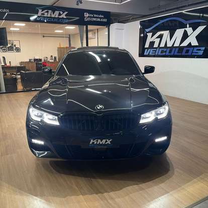 BMW-330e-2021