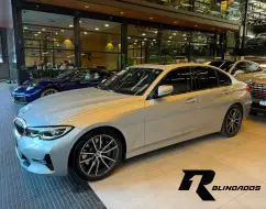 BMW 330i 2.0 16V TURBO GASOLINA SPORT AUTOMÁTICO BMW 330i 2.0 16V TURBO GASOLINA SPORT AUTOMÁTICO