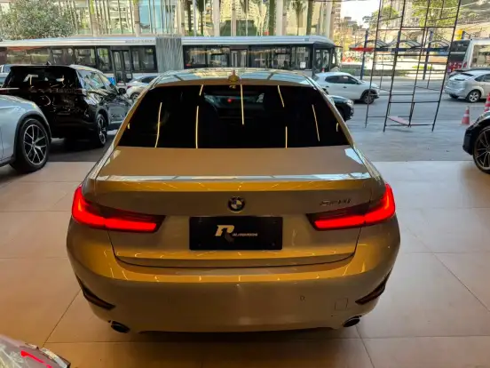 BMW-330i-2.0 16V TURBO GASOLINA SPORT AUTOMÁTICO BMW-330i-2019