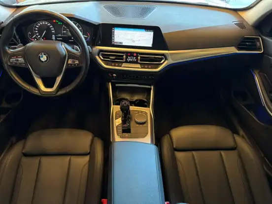 BMW-330i-2.0 16V TURBO GASOLINA SPORT AUTOMÁTICO BMW-330i-2019