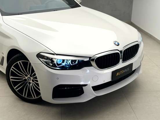 BMW-530e-2.0 16V TWINPOWER HÍBRIDO M SPORT AUTOMÁTICO BMW-530e-2020