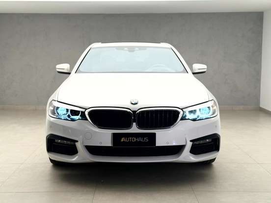 BMW-530e-2020