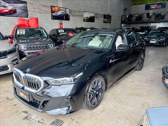 BMW-530e-2.0 TWINPOWER PHEV M SPORT AUTOMÁTICO BMW-530e-2024