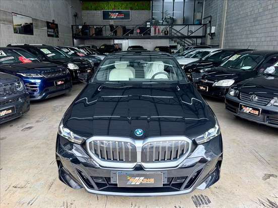 BMW-530e-2.0 TWINPOWER PHEV M SPORT AUTOMÁTICO BMW-530e-2024