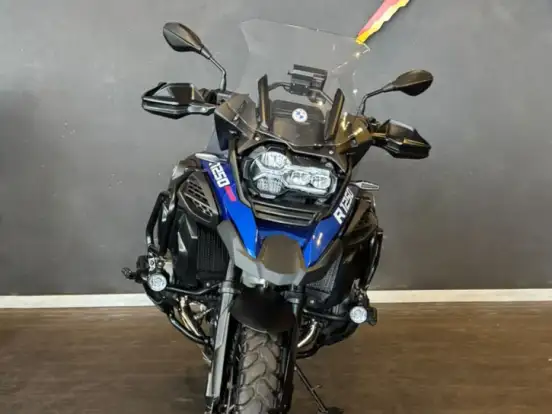 BMW-R 1250 GS ADVENTURE PREMIUM RALLYE BMW-R 1250 GS ADVENTURE PREMIUM RALLYE-2024