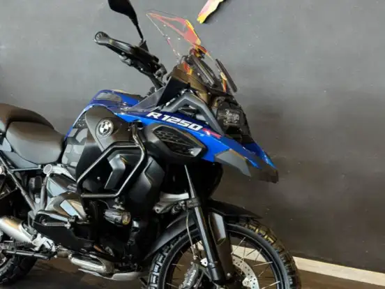 BMW-R 1250 GS ADVENTURE PREMIUM RALLYE BMW-R 1250 GS ADVENTURE PREMIUM RALLYE-2024