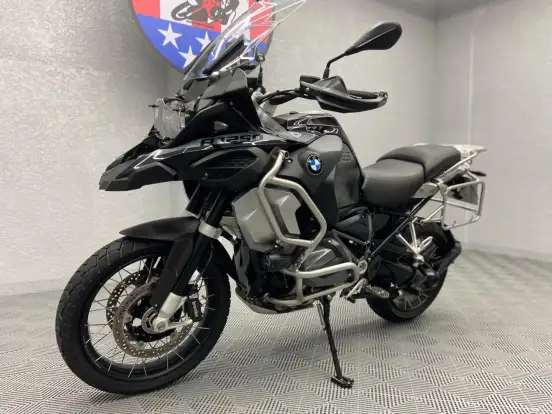 BMW-R 1250 GS ADVENTURE PREMIUM TRIPLE BLACK-2023