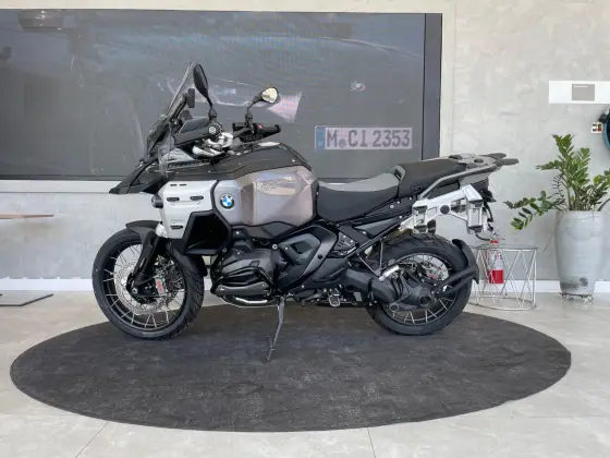 BMW R 1300 GS ADVENTURE TRIPLE BLACK 