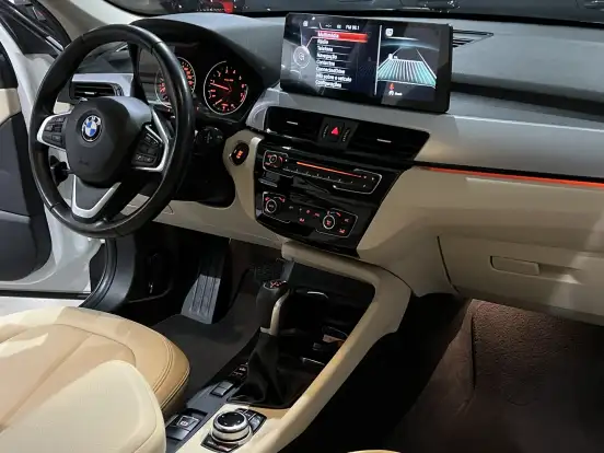BMW-X1-2.0 16V TURBO ACTIVEFLEX SDRIVE20I 4P AUTOMÁTICO BMW-X1-2017