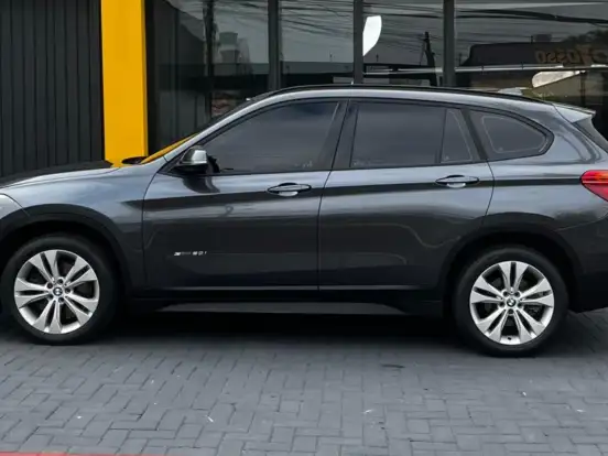 BMW-X1-2.0 16V TURBO ACTIVEFLEX SDRIVE20I 4P AUTOMÁTICO BMW-X1-2018