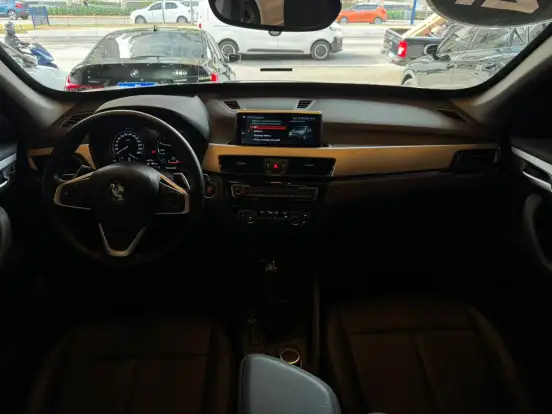 BMW-X1-2020