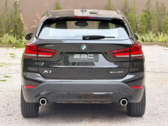 BMW-X1-2022
