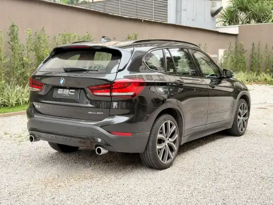 BMW-X1-2.0 16V TURBO ACTIVEFLEX SDRIVE20I GP PLUS 4P AUTOMÁTICO BMW-X1-2022