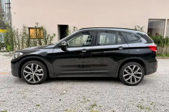 BMW-X1-2.0 16V TURBO ACTIVEFLEX SDRIVE20I GP PLUS 4P AUTOMÁTICO BMW-X1-2022